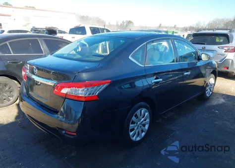 2015 Nissan Sentra S z USA, uszkodzony, nr VIN 3N1AB7AP0FY356033